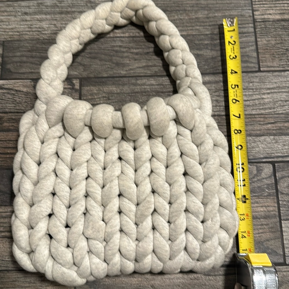 Thread the Gnar woven tote